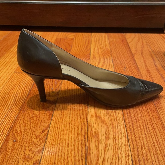 Bandolino Heels - Picture 2 of 8